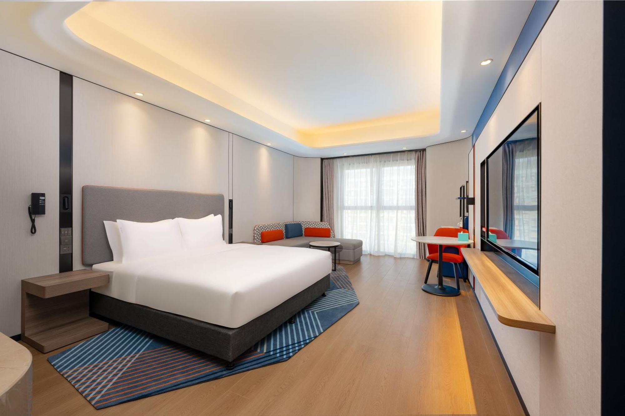 Express Conference Center By Ihg Khách sạn 4*